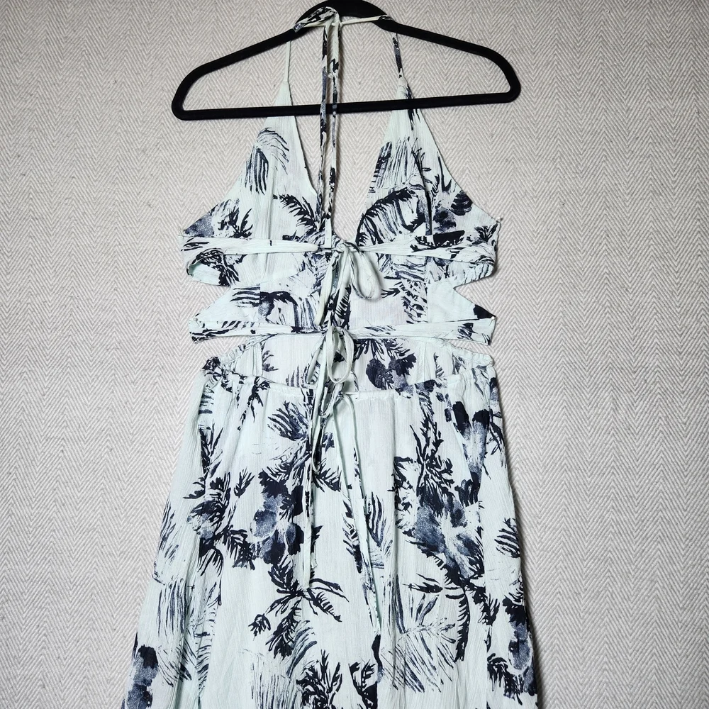 Free People Strappy Cutout Sun Dress Elegant Floral Halter Size Large - Picture 3 of 15